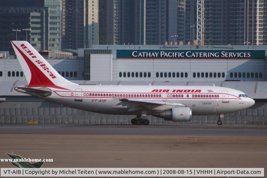 VT-AIB, 1993 Airbus A310-324 C/N 680, Air India aligned for take-off