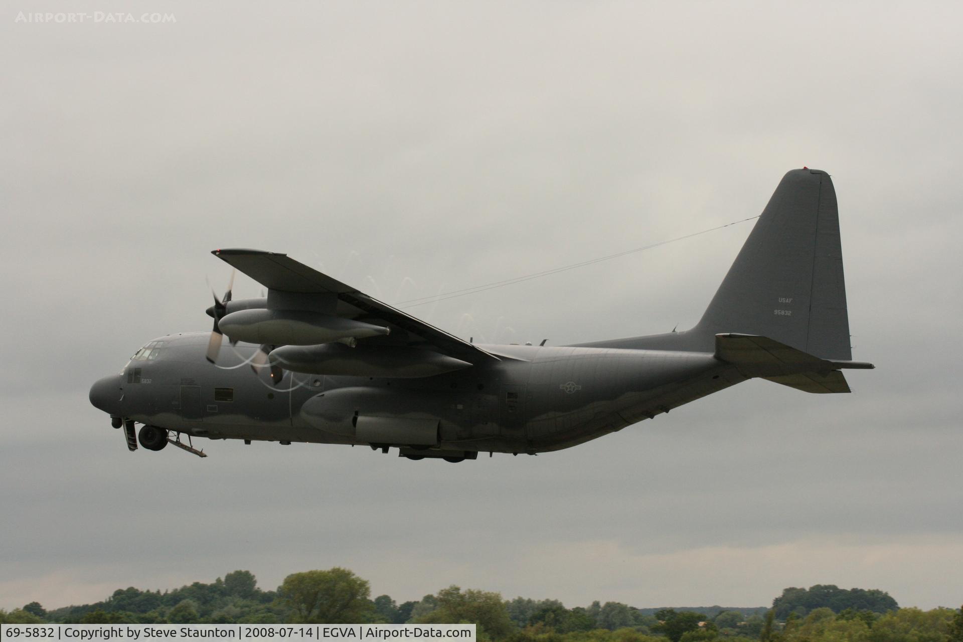 69-5832, 1970 Lockheed MC-130P Combat Shadow C/N 382-4381, Taken at the Royal International Air Tattoo 2008 during arrivals and departures (show days cancelled due to bad weather)