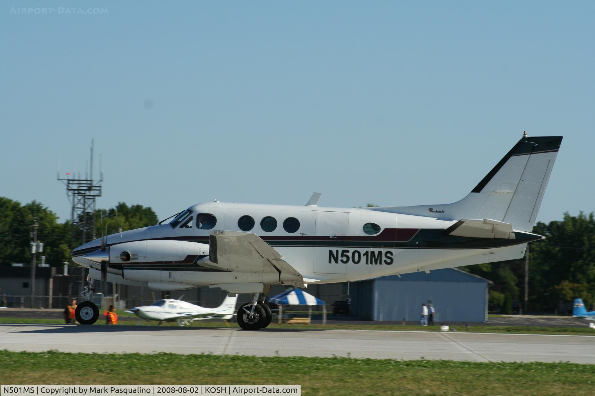 N501MS, 1974 Beech C90 King Air C/N LJ-626, Beech C90