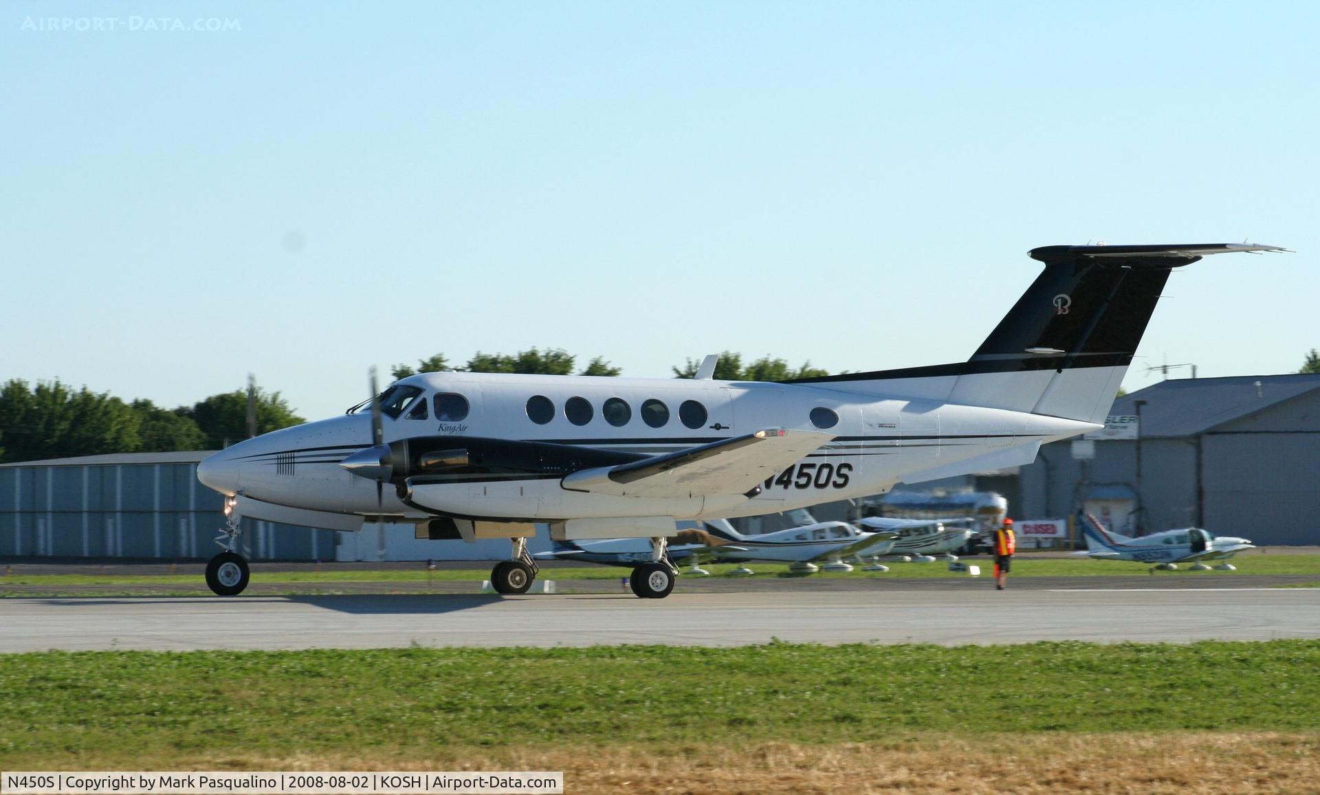 N450S, 1982 Beech B200 King Air C/N BB-1035, Beech B200