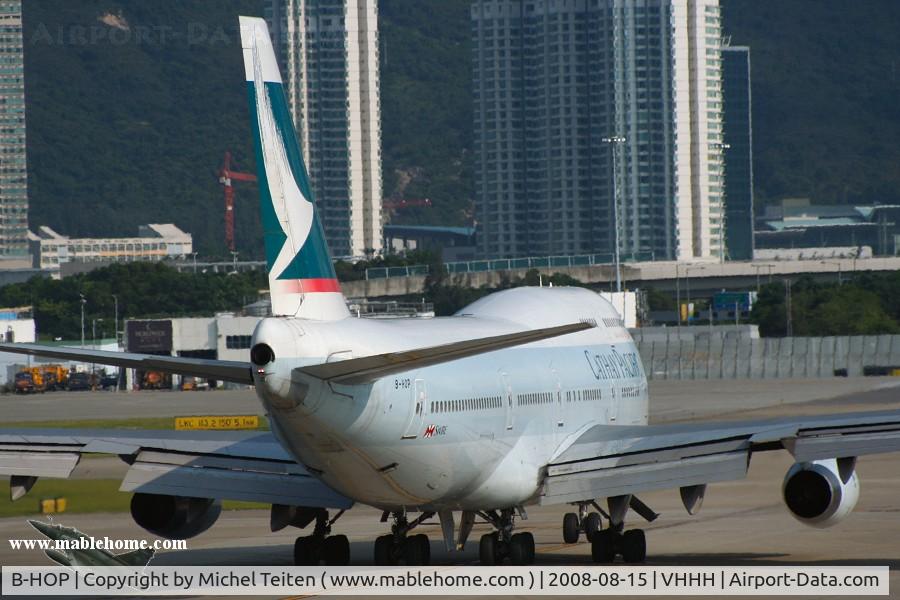 B-HOP, 1989 Boeing 747-467 C/N 23815, Cathay Pacific queuing for take-off