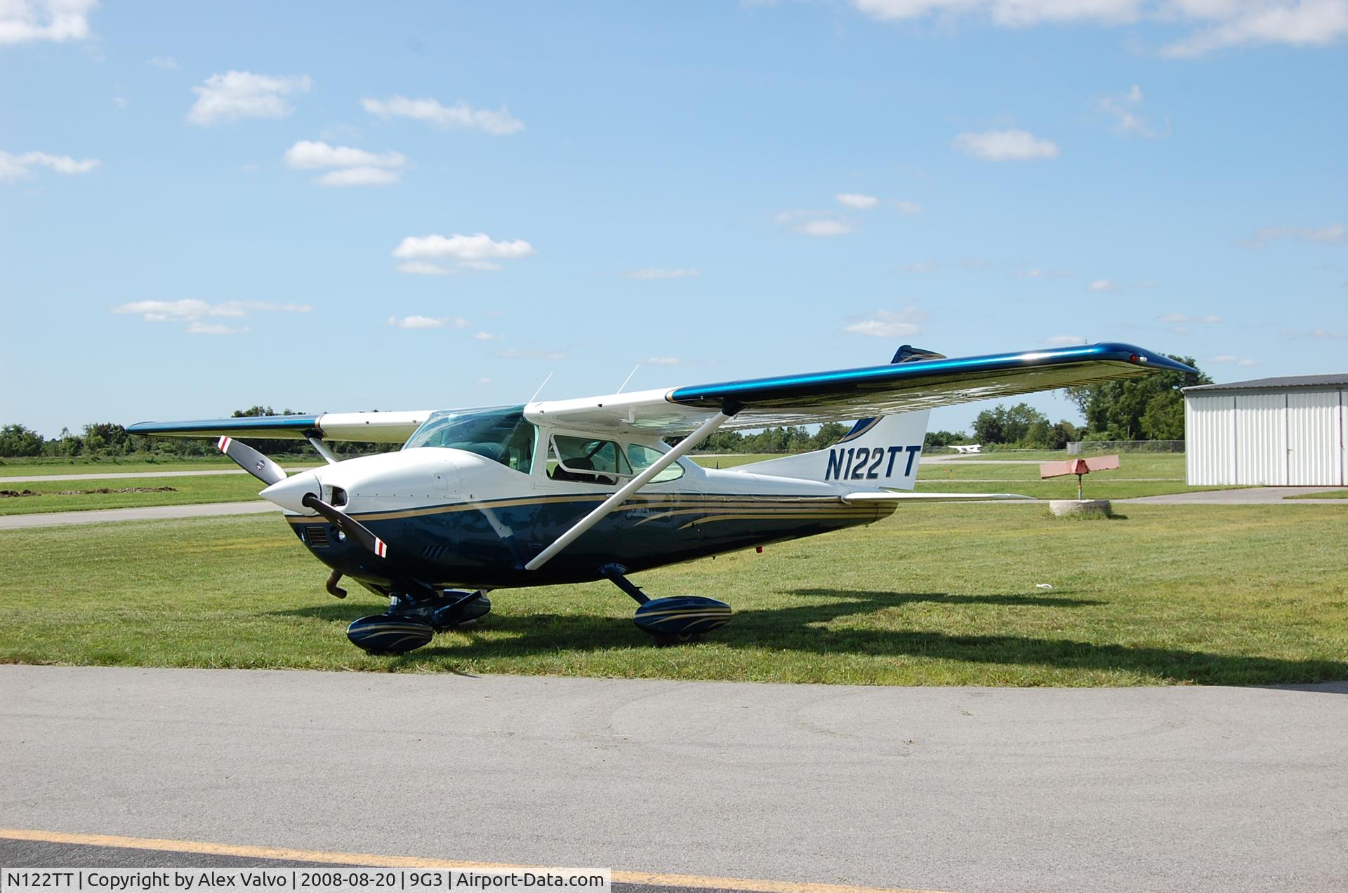 N122TT, 1974 Cessna 182P Skylane C/N 18262858, Taken at 9G3