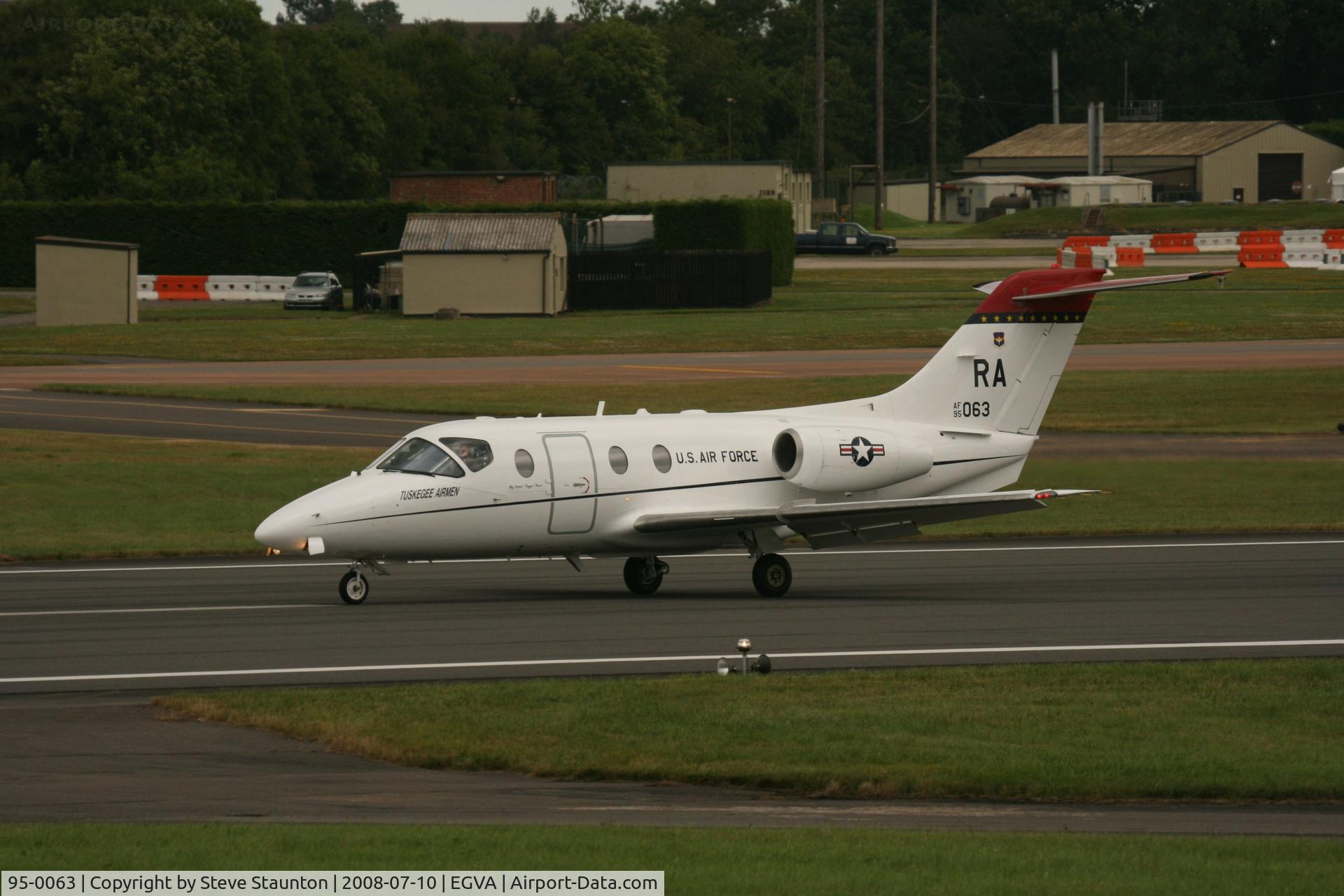 95-0063, 1995 Raytheon T-1A Jayhawk C/N TT-172, Taken at the Royal International Air Tattoo 2008 during arrivals and departures (show days cancelled due to bad weather)