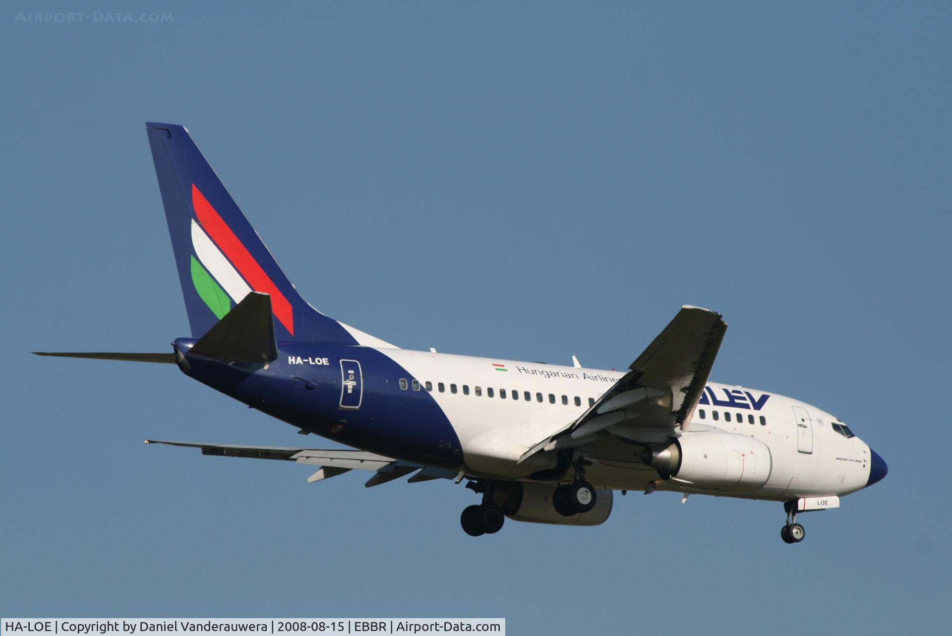 HA-LOE, 2003 Boeing 737-6Q8 C/N 28260, descending to rwy 02