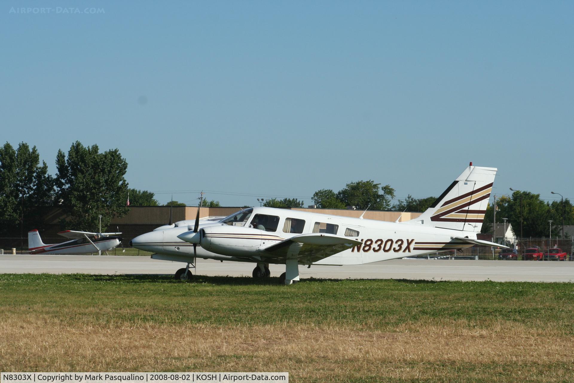 N8303X, 1980 Piper PA-34-200T C/N 34-8170049, Piper PA-34-200T
