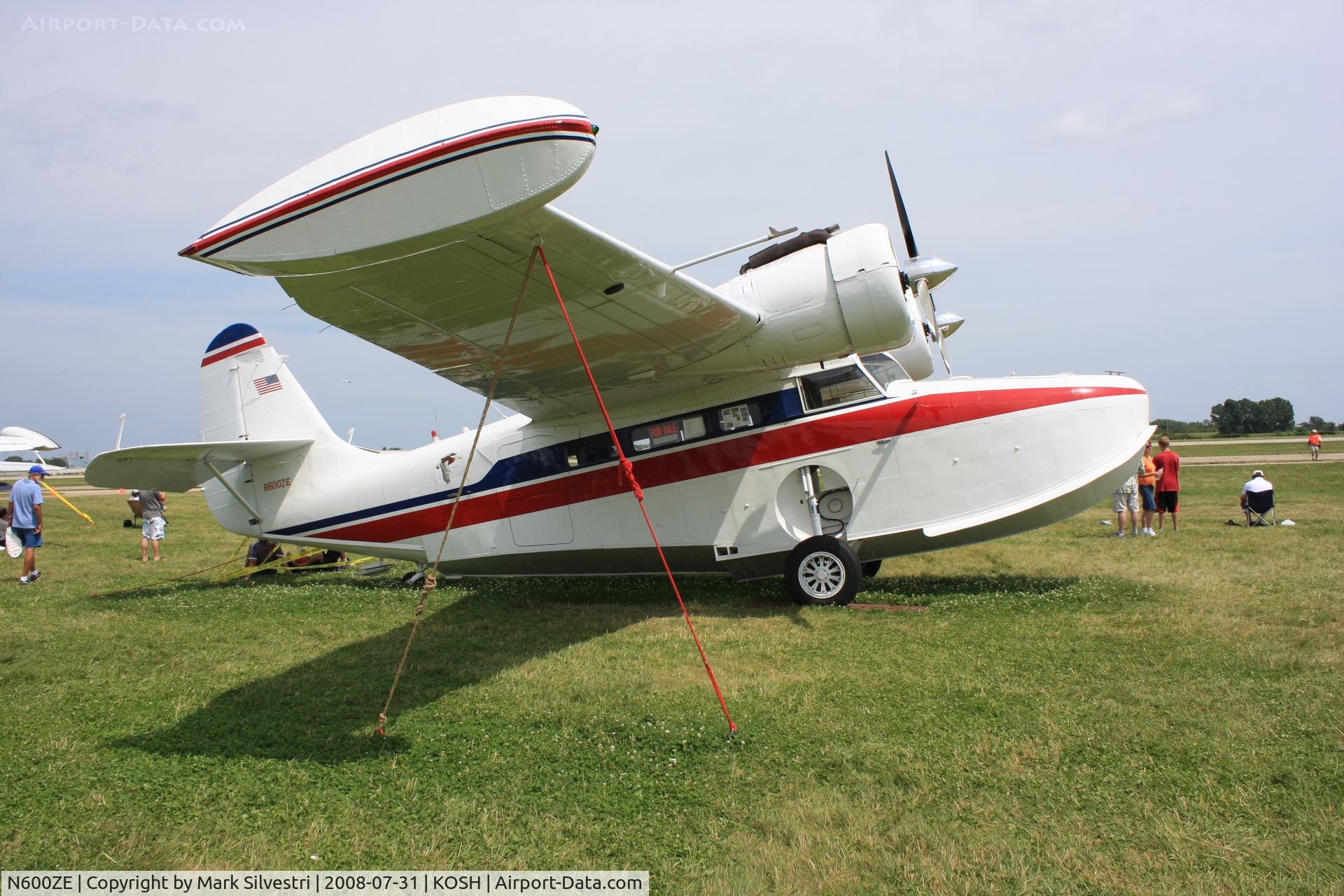 N600ZE, 1943 Grumman G-21A Goose C/N B-100, Oshkosh 2008