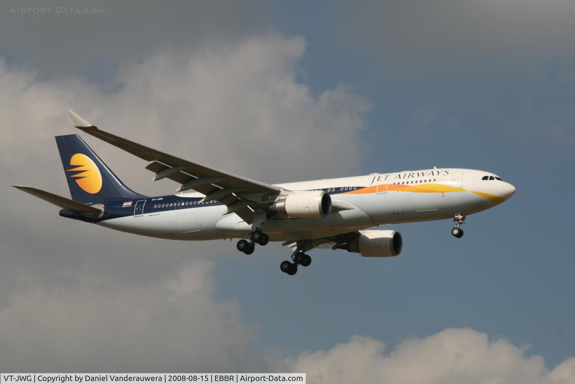 VT-JWG, 2007 Airbus A330-202 C/N 831, arrival of flight 9W229 to rwy 02