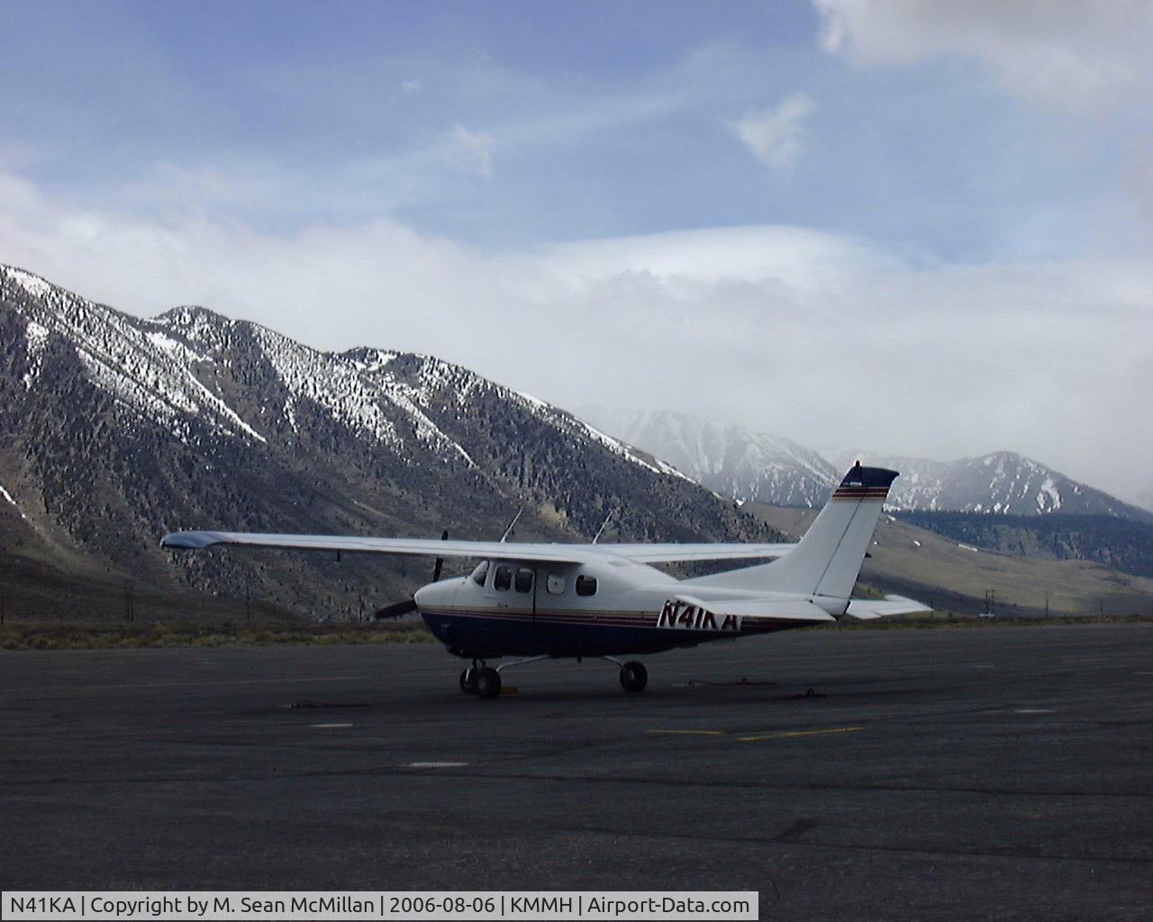 N41KA, 1978 Cessna P210N Pressurised Centurion C/N P21000045, Parked at KMMH (Mammoth Lakes, California)