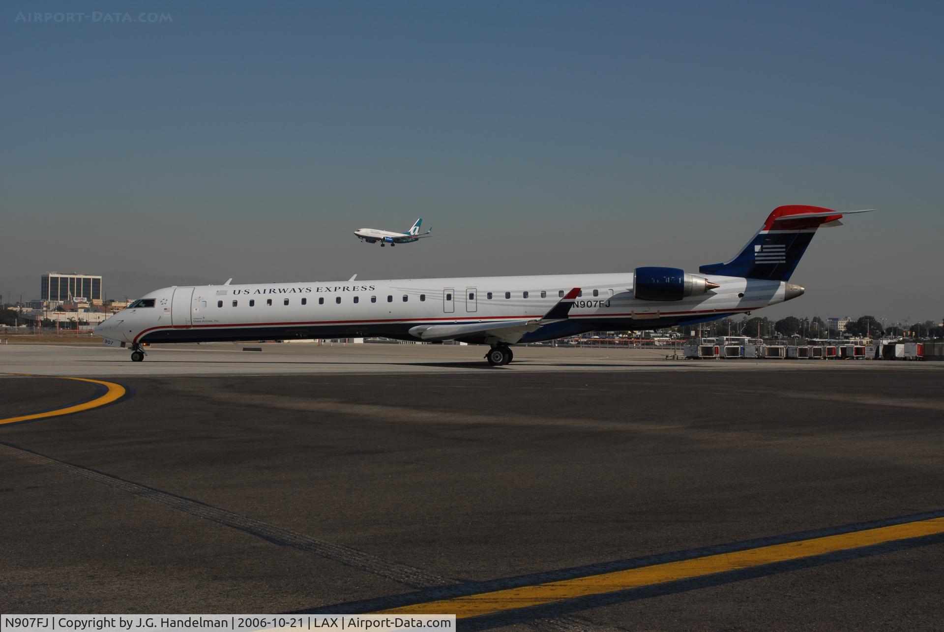 N907FJ, 2003 Bombardier CRJ-900ER (CL-600-2D24) C/N 15007, at LAX