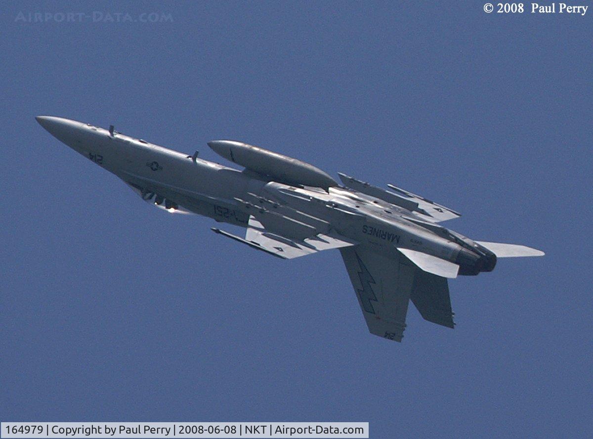 164979, McDonnell Douglas F/A-18C Hornet C/N 1283/C394, Popping up to roll in on a target area, during the MAGTF Demo