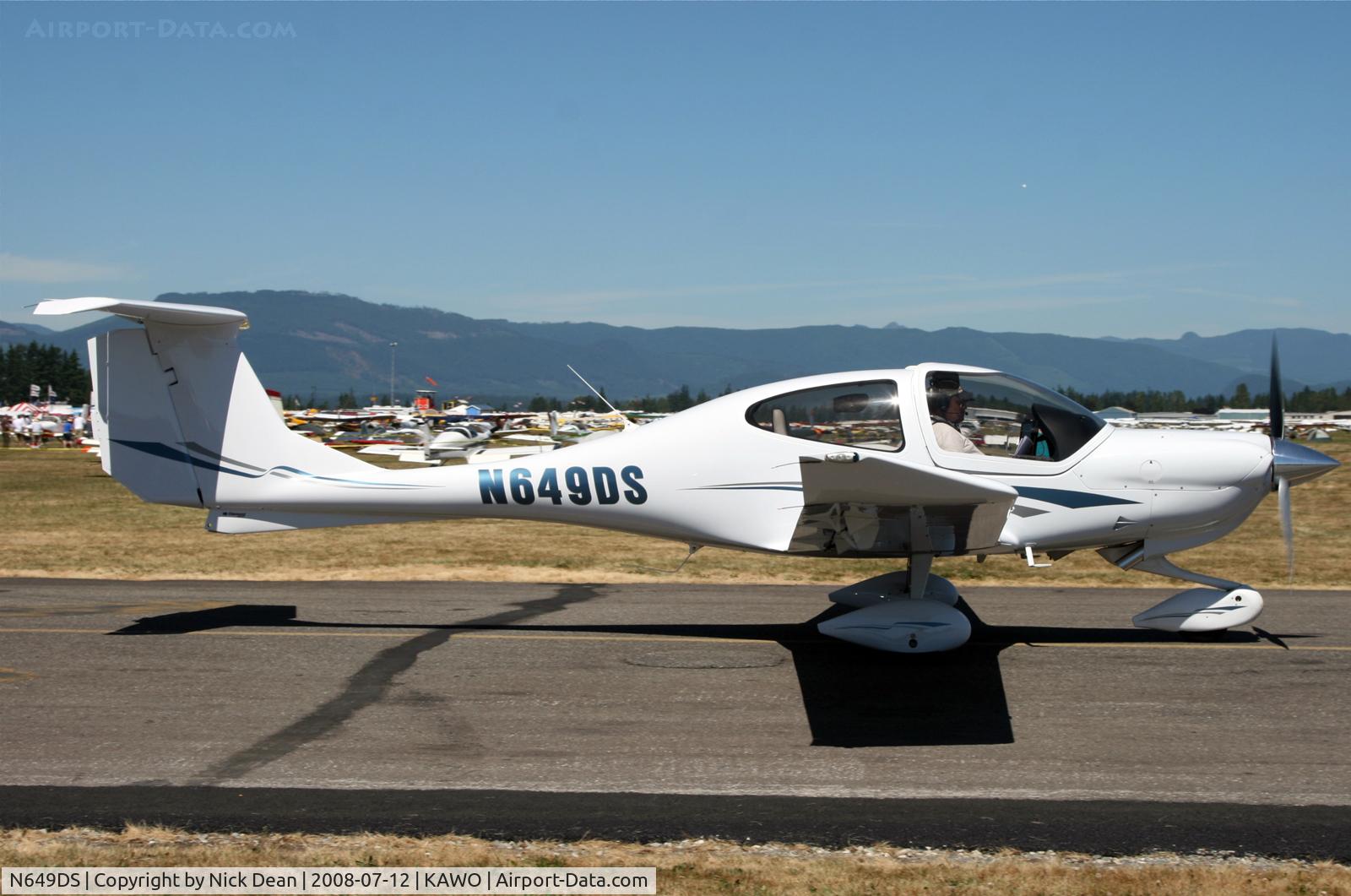 N649DS, 2006 Diamond DA-40 Diamond Star C/N 40.649, Arlington fly in