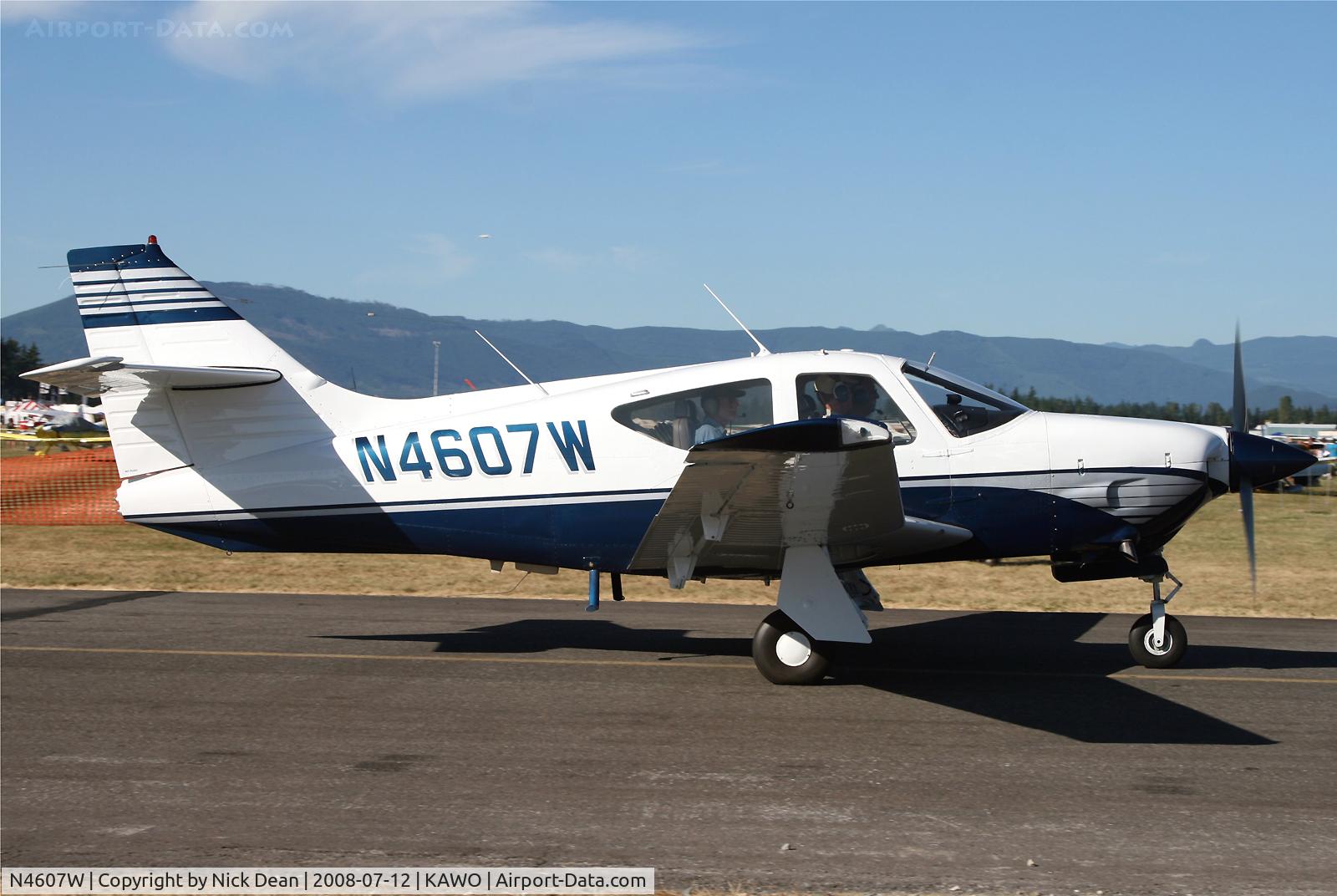 N4607W, 1976 Rockwell International 112TC Commander C/N 13097, Arlington fly in