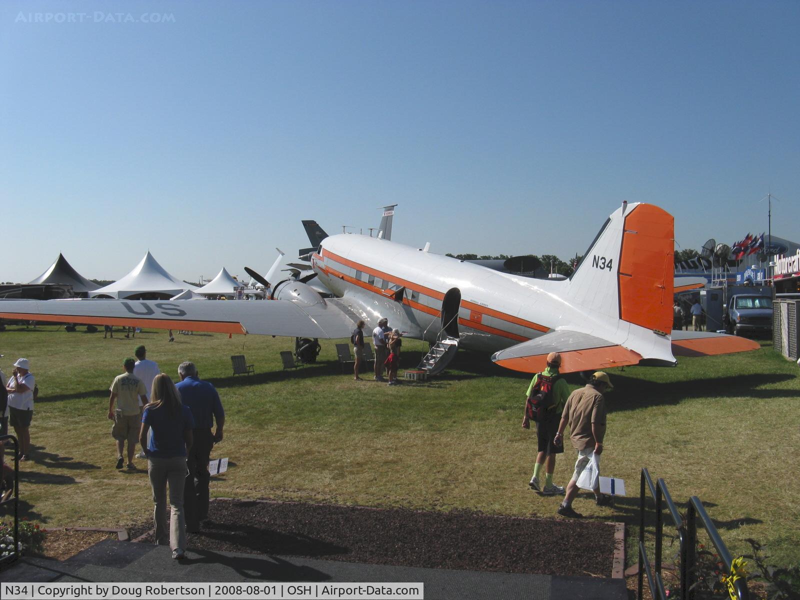 N34, 1945 Douglas R4D-7 C/N 33359, Douglas DC3C of the FAA, two P&W R-1830-34s