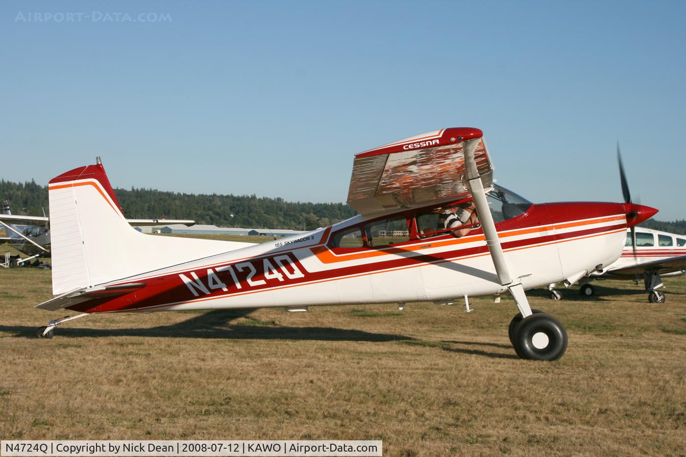 N4724Q, 1978 Cessna A185F Skywagon 185 C/N 18503550, Arlington fly in