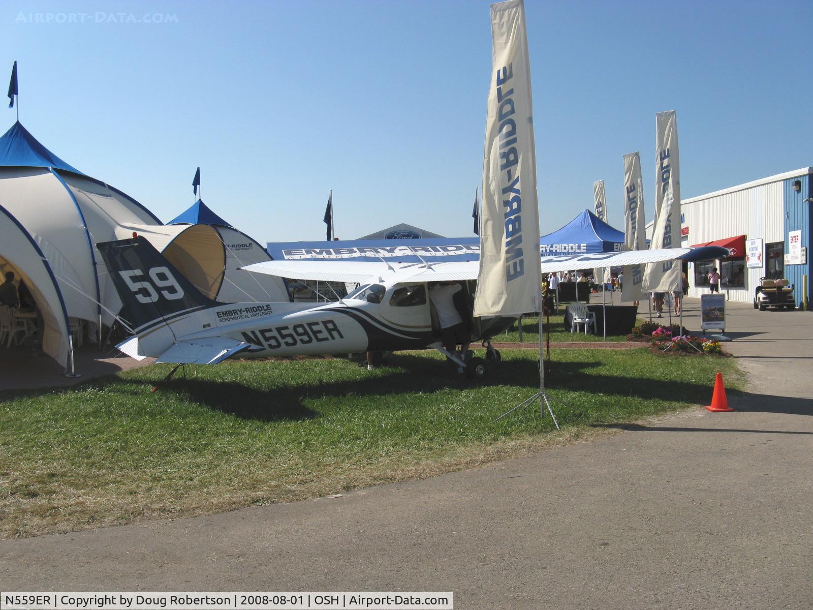 N559ER, 2007 Cessna 172S C/N 172S10554, 2007 Cessna 172S SKYHAWK SP of Embry-Riddle, Lycoming IO-360-L2A 180 Hp