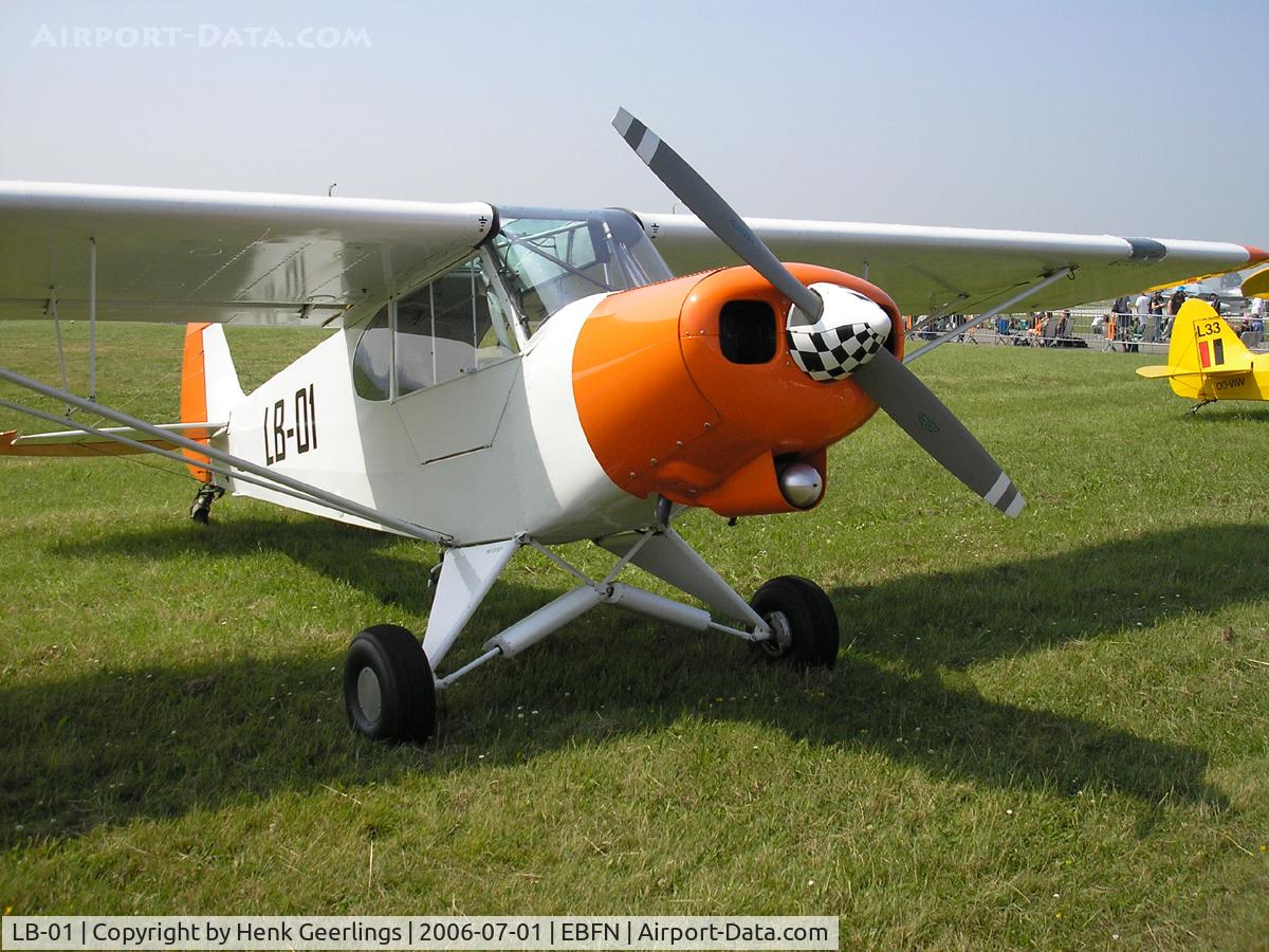 LB-01, 1954 Piper L-21B Super Cub (PA-18-135) C/N 18-3803, Koksijde Air Base Openday , 01 jul 2006