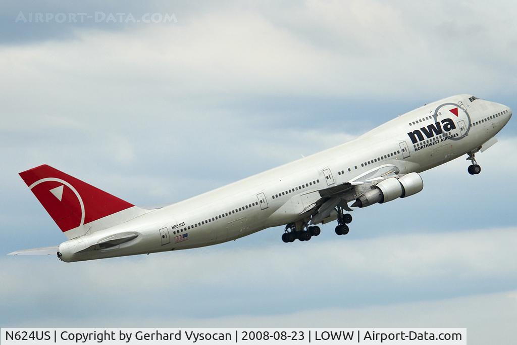 N624US, 1979 Boeing 747-251B C/N 21706, what a beauty