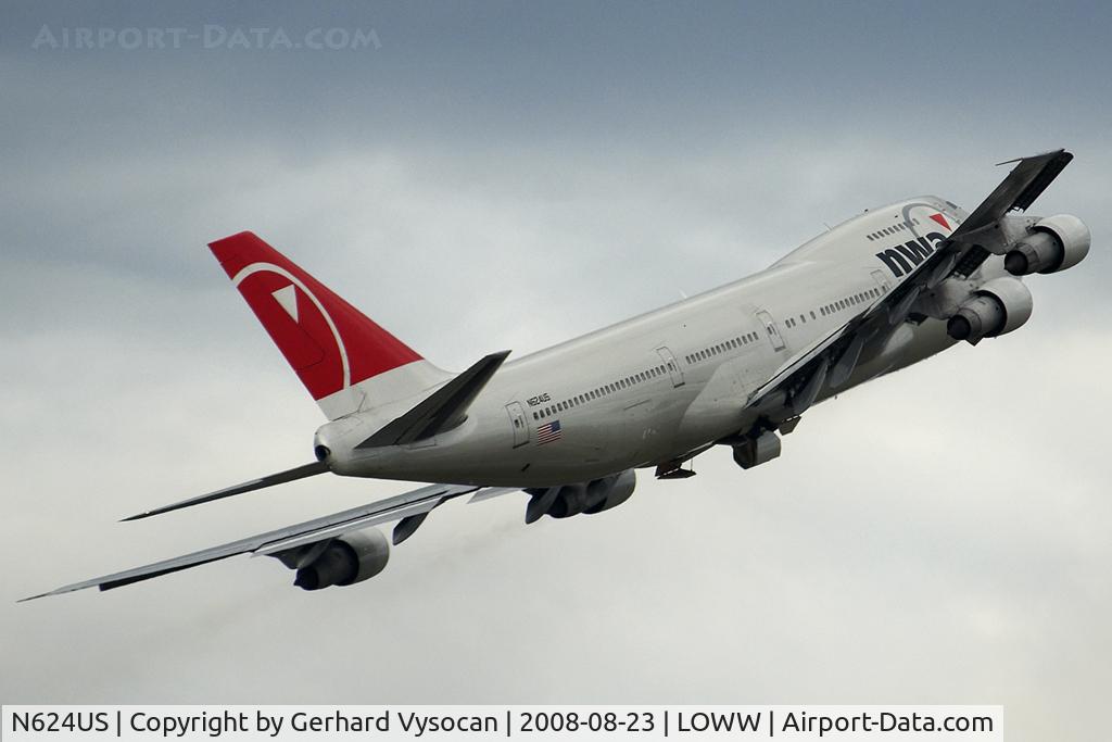 N624US, 1979 Boeing 747-251B C/N 21706, what a beauty