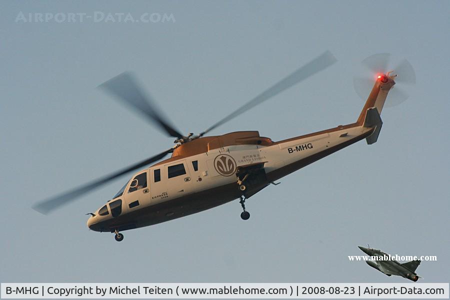 B-MHG, 1997 Sikorsky S-76B C/N 760465, From Heli Express doing the shuttle between Macau and Hong Kong Island