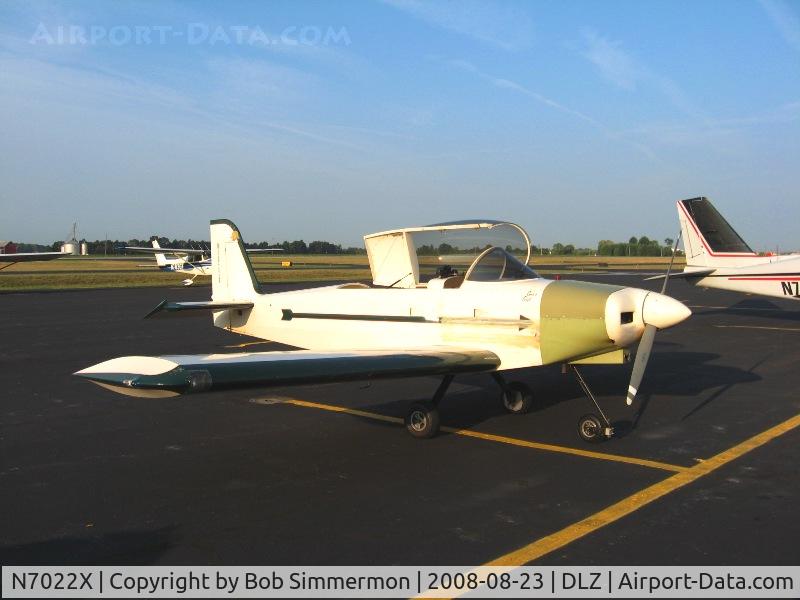 N7022X, Fisher Michael E FISHER AEROSTAR C/N AS1020, Unique experimental design with a Lycoming O-290 on the ramp at Delaware, Ohio