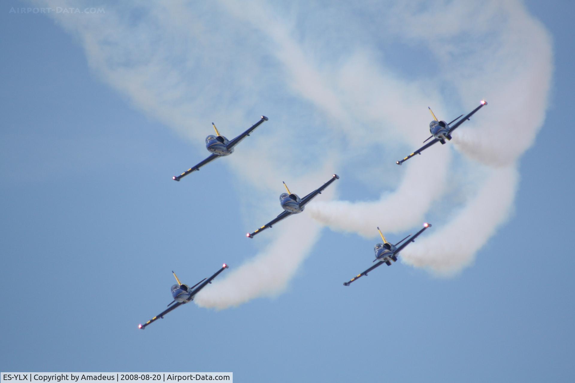 ES-YLX, Aero L-39 Albatros C/N 432905, @ Red Bull Air Race Budapest 2008