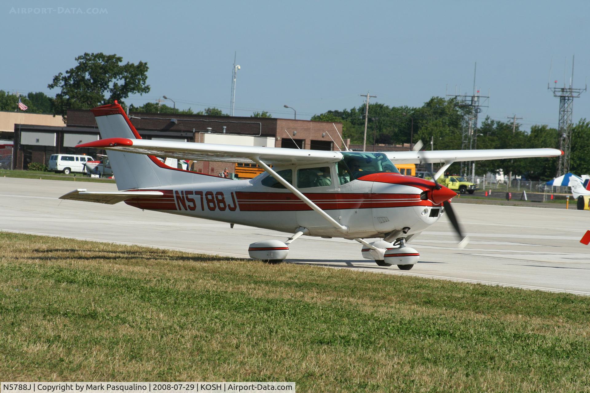 N5788J, 1975 Cessna 182P Skylane C/N 18263536, Cessna 182