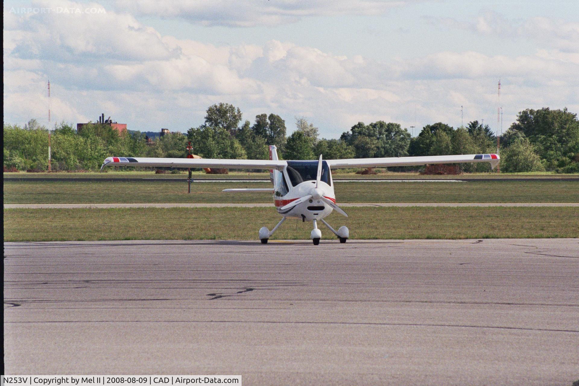 N253V, 2006 Flight Design CTSW C/N 06-07-04, Parked @ Wexford County Airport (CAD)