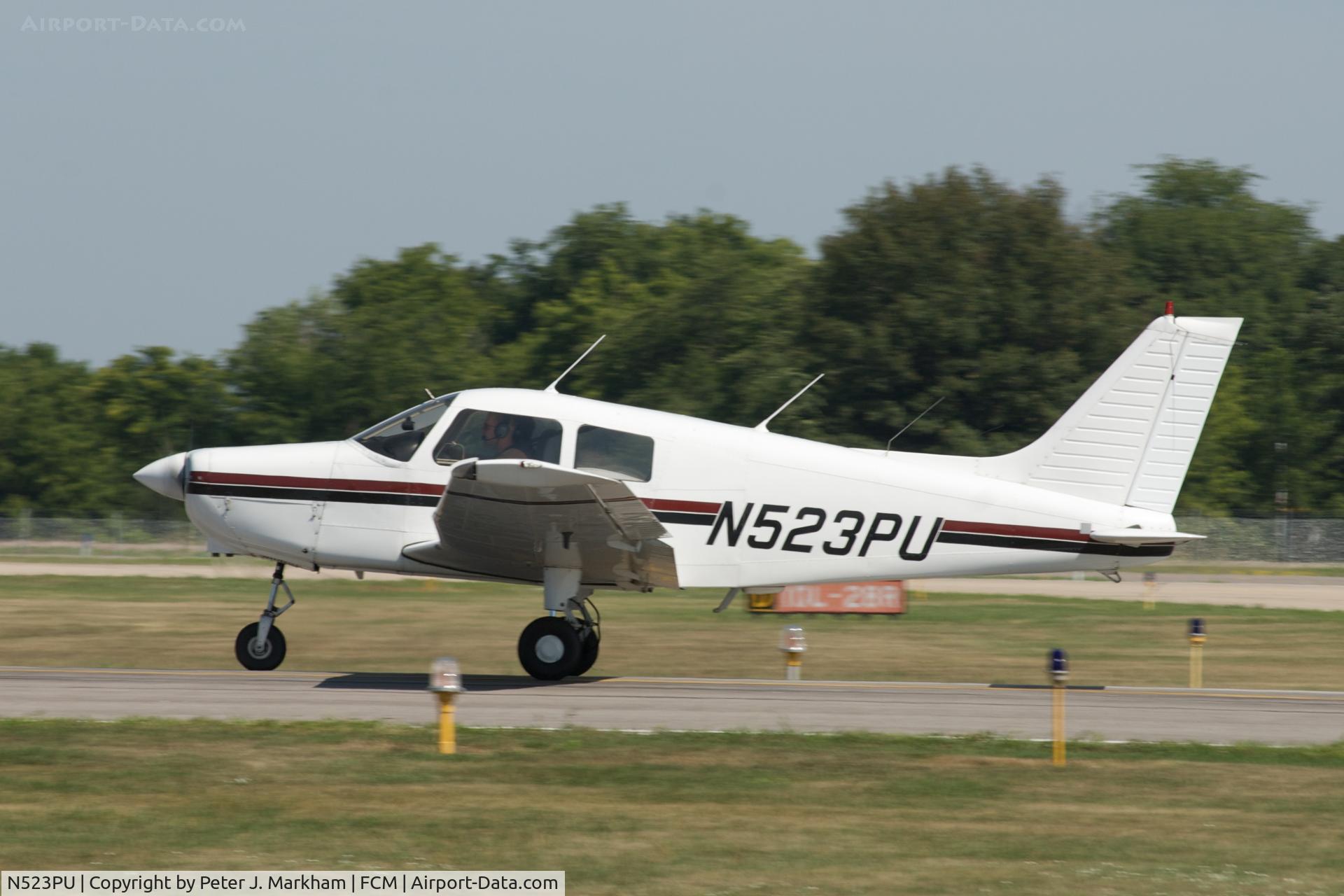 N523PU, 1989 Piper PA-28-161 C/N 2841188, Taxiing at the 2008 AirExpo at Flying Cloud Airport, Eden Prairie, MN
