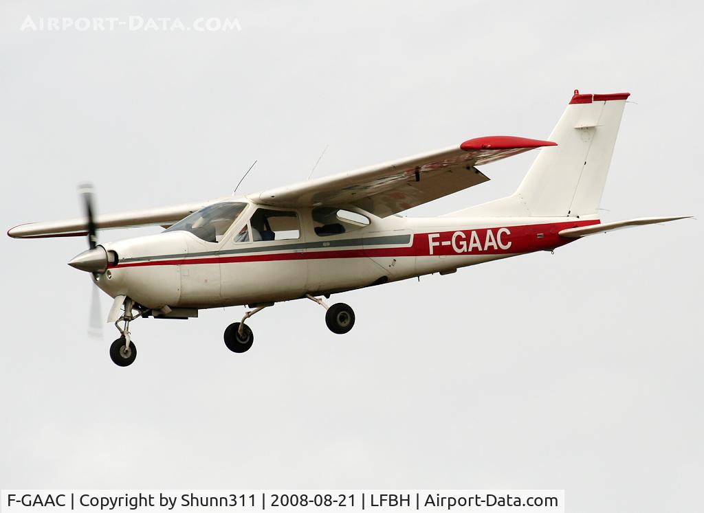 F-GAAC, Reims F177RG Cardinal RG C/N 0142, Landing rwy 28