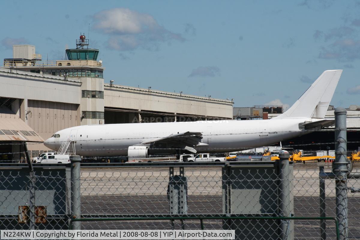 N224KW, 1979 Airbus A300B4-203 C/N 073, Express.Net Airlines A300