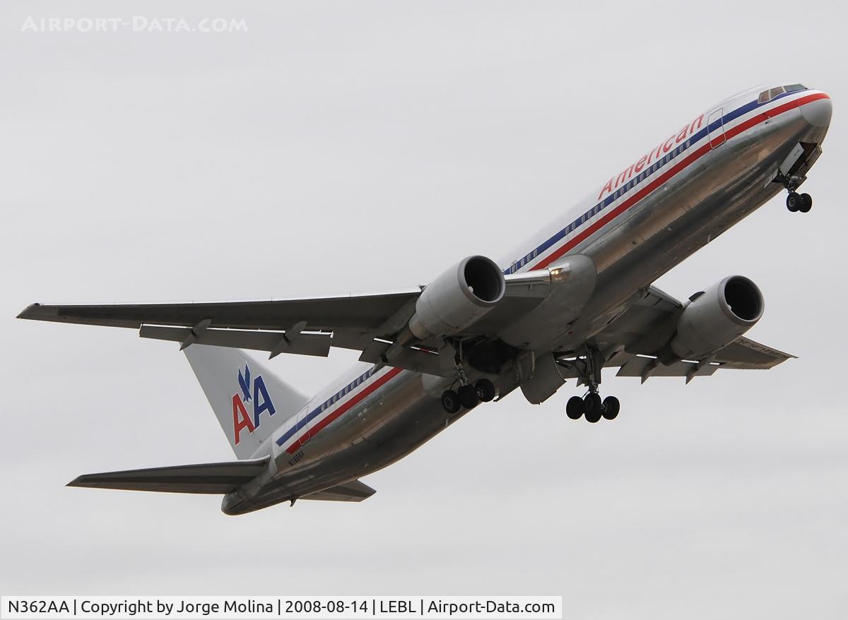 N362AA, 1988 Boeing 767-323 C/N 24043, Amazing plane...
