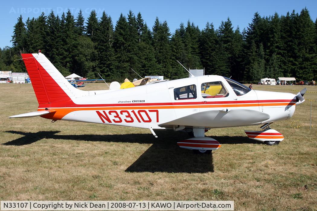 N33107, 1975 Piper PA-28-140 C/N 28-7525154, Arlington fly in