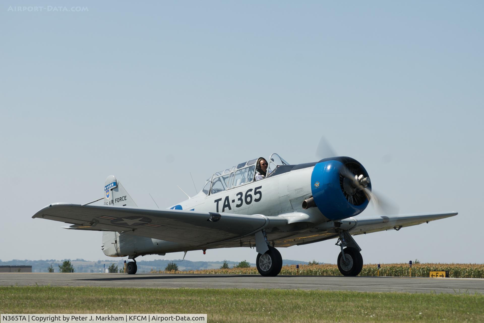 N365TA, 1951 North American T-6G Texan C/N 168-479, Taxiing for takeoff at AirExpo 2008, Flying Cloud Airport, Eden Prairie, MN