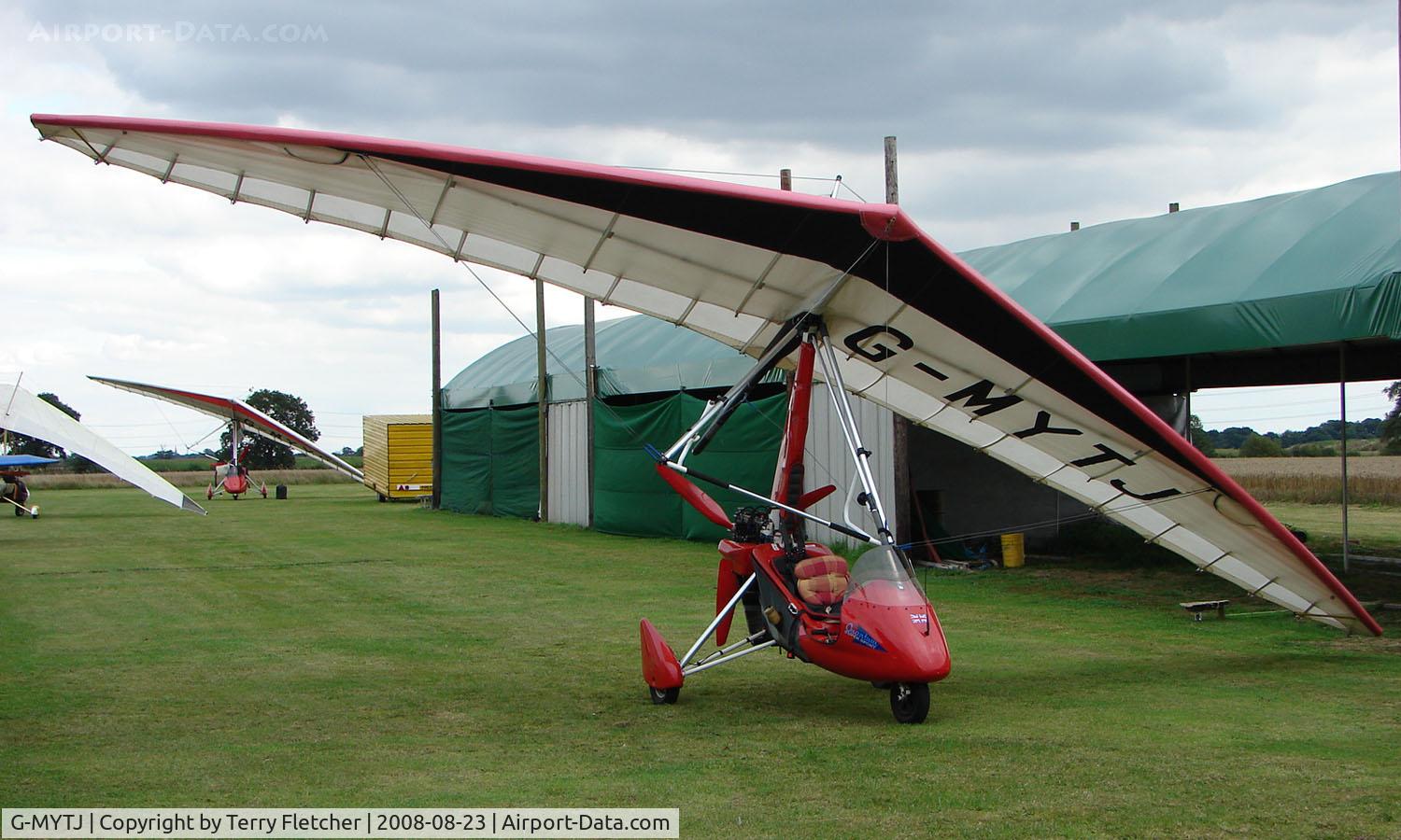 G-MYTJ, 1994 Pegasus Quantum 15 C/N 6877, Noted at Roddidge Microlight Centre