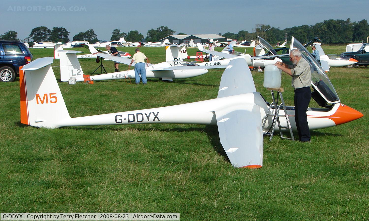 G-DDYX, 1979 Schleicher ASW-20 C/N 20135, Competitor in the Midland Regional Gliding Championship at Husband's Bosworth
