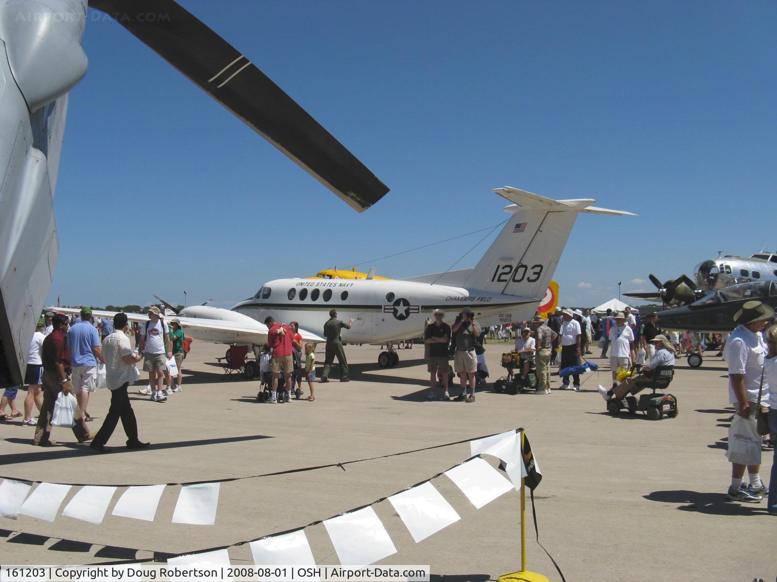 161203, Beech UC-12B Huron C/N BJ-19, Raytheon-Beech UC-12B 'HURON' USN light utility transport, two P&W(C) PT6A-42 Turboprops 850 shp each