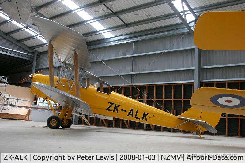 ZK-ALK, 1939 De Havilland DH-82A Tiger Moth II C/N 3795, The Strome Farm Trust, Auckland