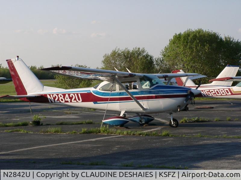 N2842U, 1963 Cessna 172D C/N 17250442, NICE AIRPLANE