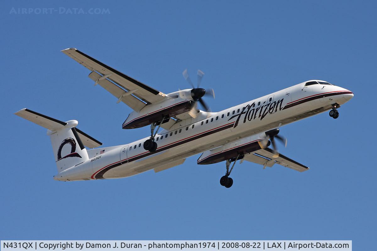 N431QX, 2007 Bombardier DHC-8-402 Dash 8 C/N 4164, Horizon on final to LAX
