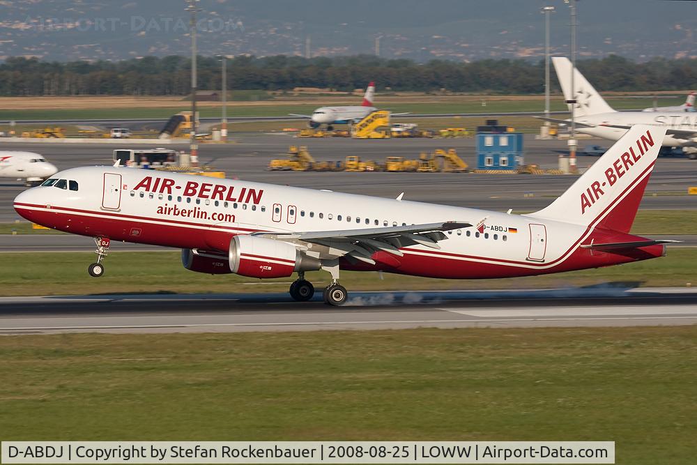 D-ABDJ, 2006 Airbus A320-214 C/N 2865, touchdown