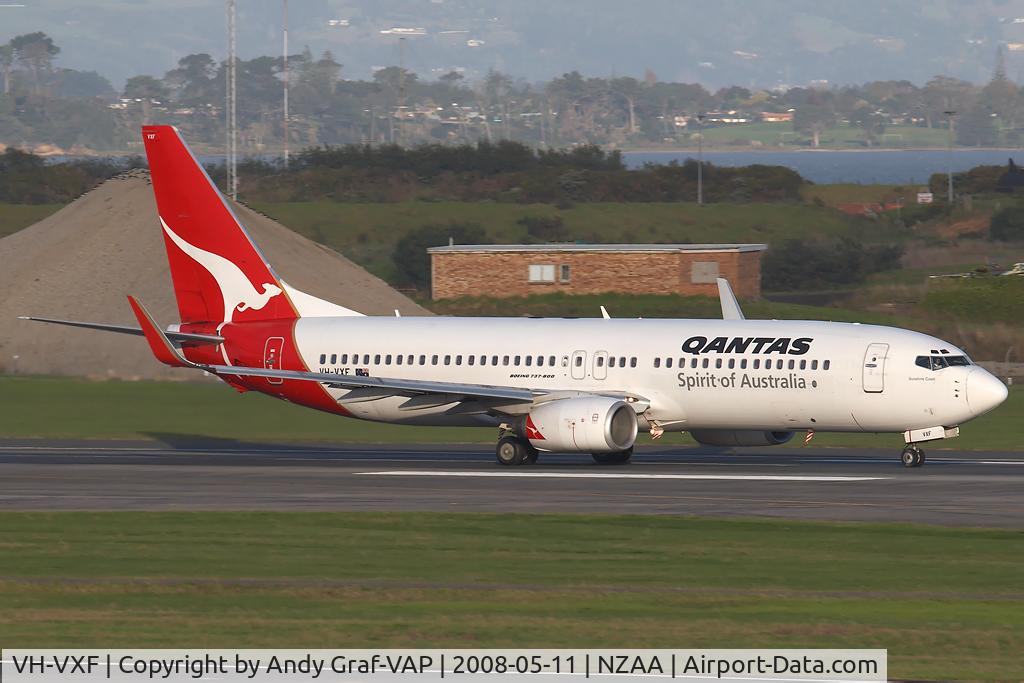 VH-VXF, 2001 Boeing 737-838 C/N 29553, Qantas 737-800