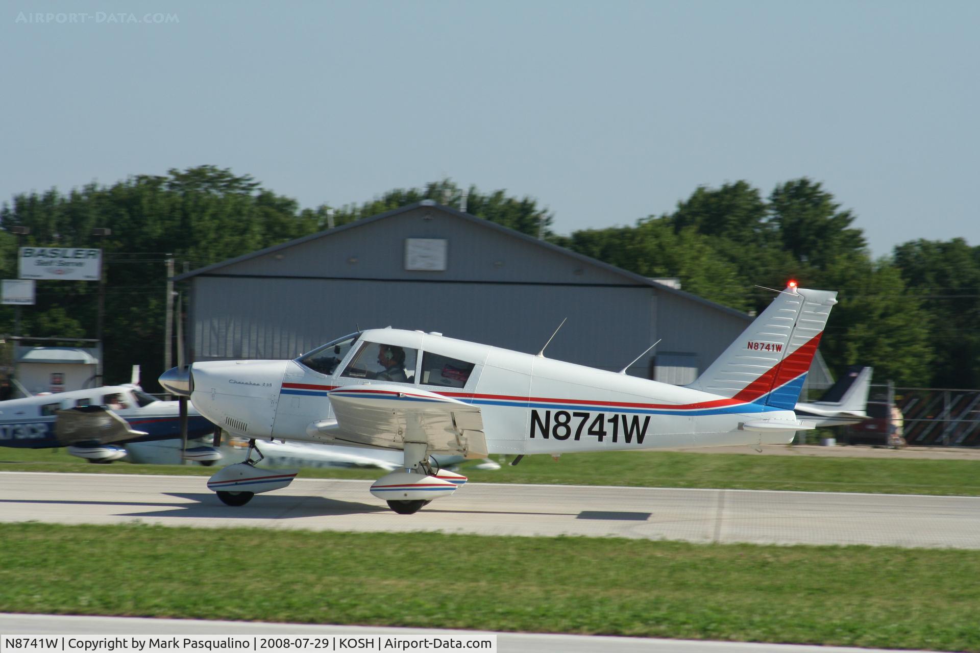 N8741W, 1964 Piper PA-28-235 C/N 28-10281, Piper PA-28-235