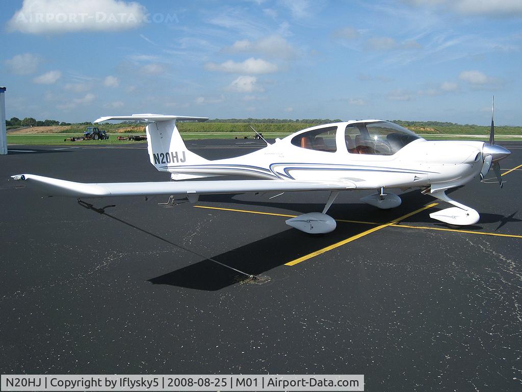 N20HJ, 2008 Diamond DA-40 Diamond Star C/N 40.937, N20HJ DIAMOND DA40, clearly not a Socata TB-20 TRINIDAD
