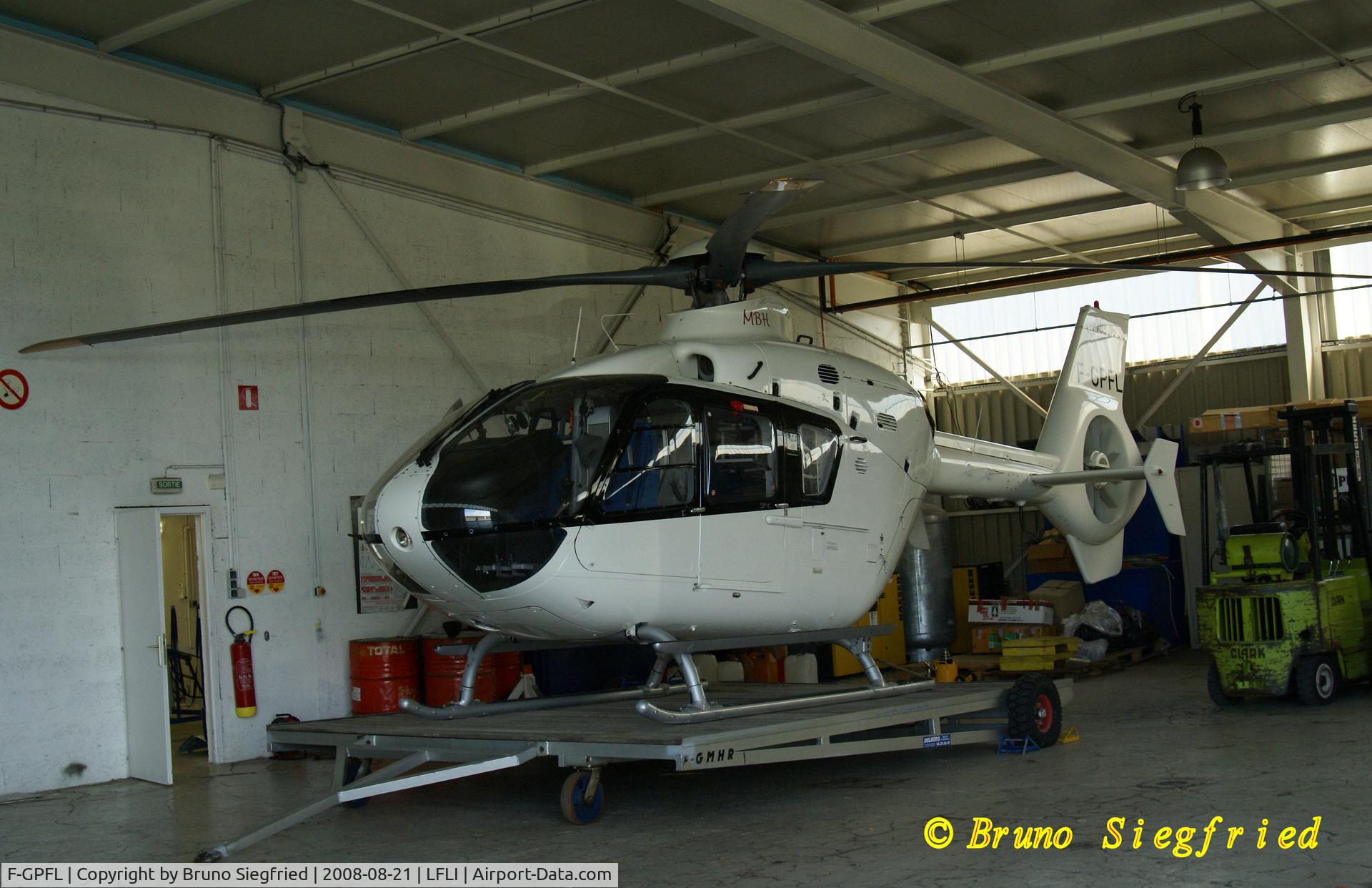 F-GPFL, Eurocopter EC-135T-1 C/N 0227, Annemasse Airport MBH Helicopters