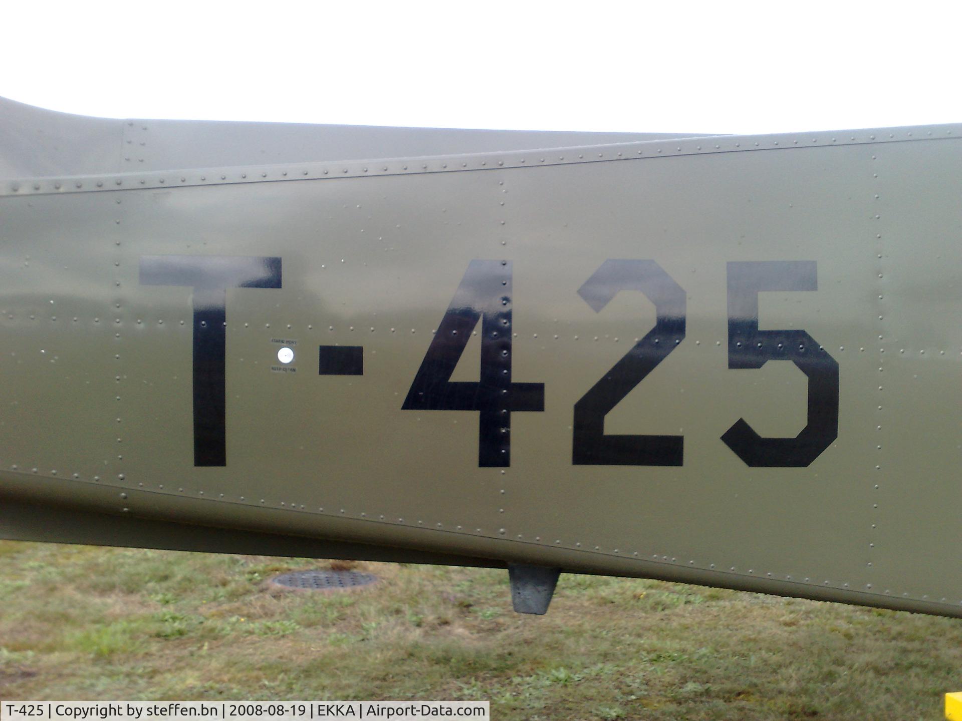 T-425, Saab T-17 Supporter C/N 15-225, ddd