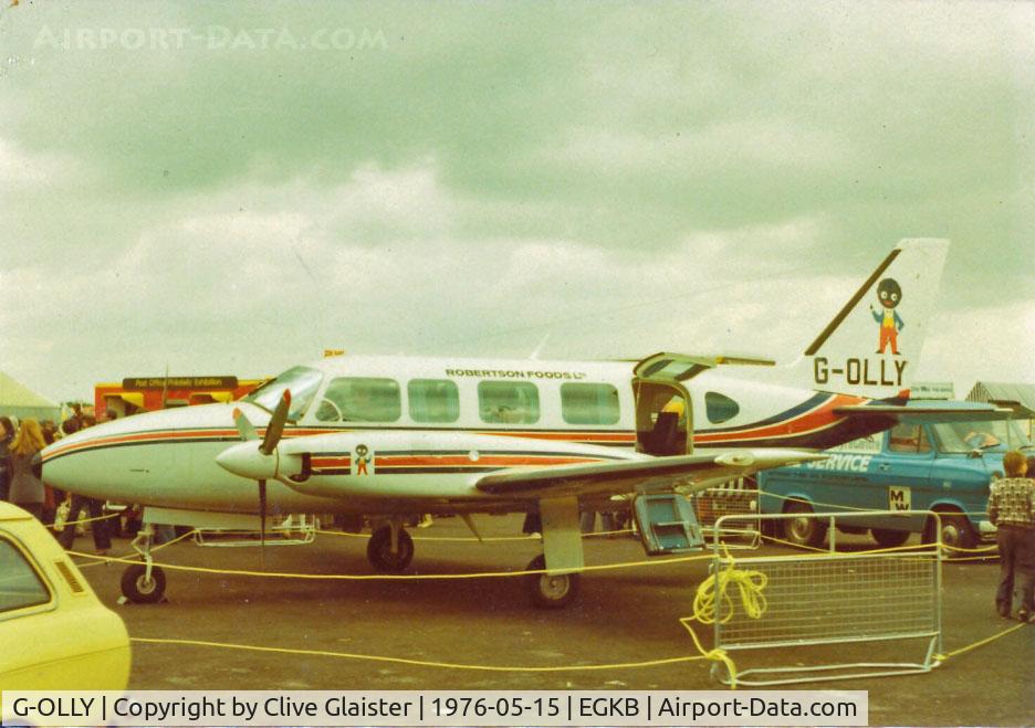 G-OLLY, 1974 Piper PA-31-350 Chieftain C/N 31-7405418, Registered Owner: Robertson Foods Limited - Ex: N66916 > G-BCES > G-OLLY > PH-BKE > SE-LVE