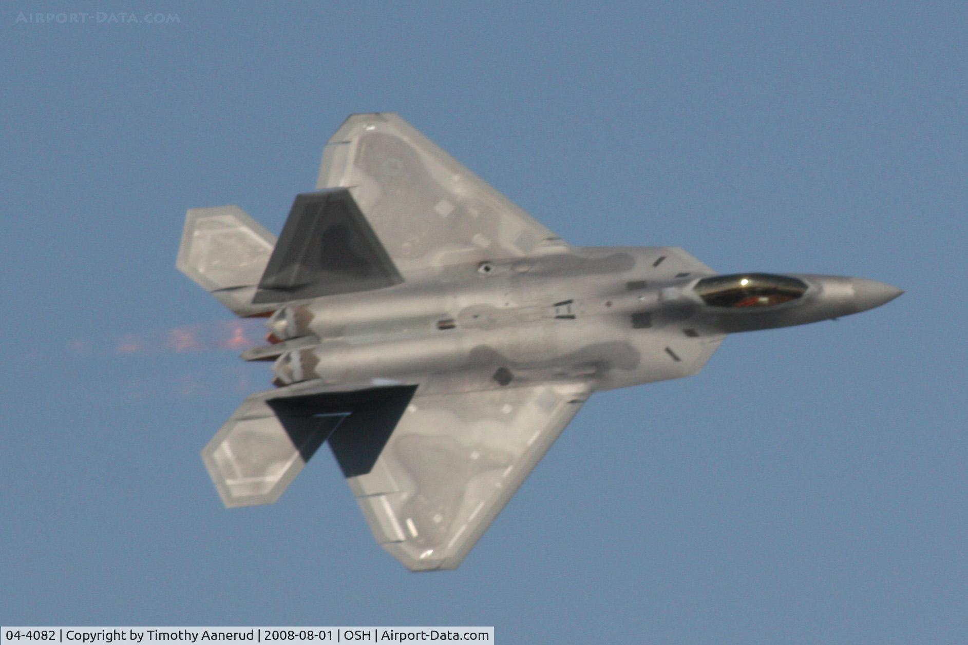 04-4082, 2004 Lockheed Martin F-22A Raptor C/N 4082, EAA AirVenture 2008, converting fuel into noise