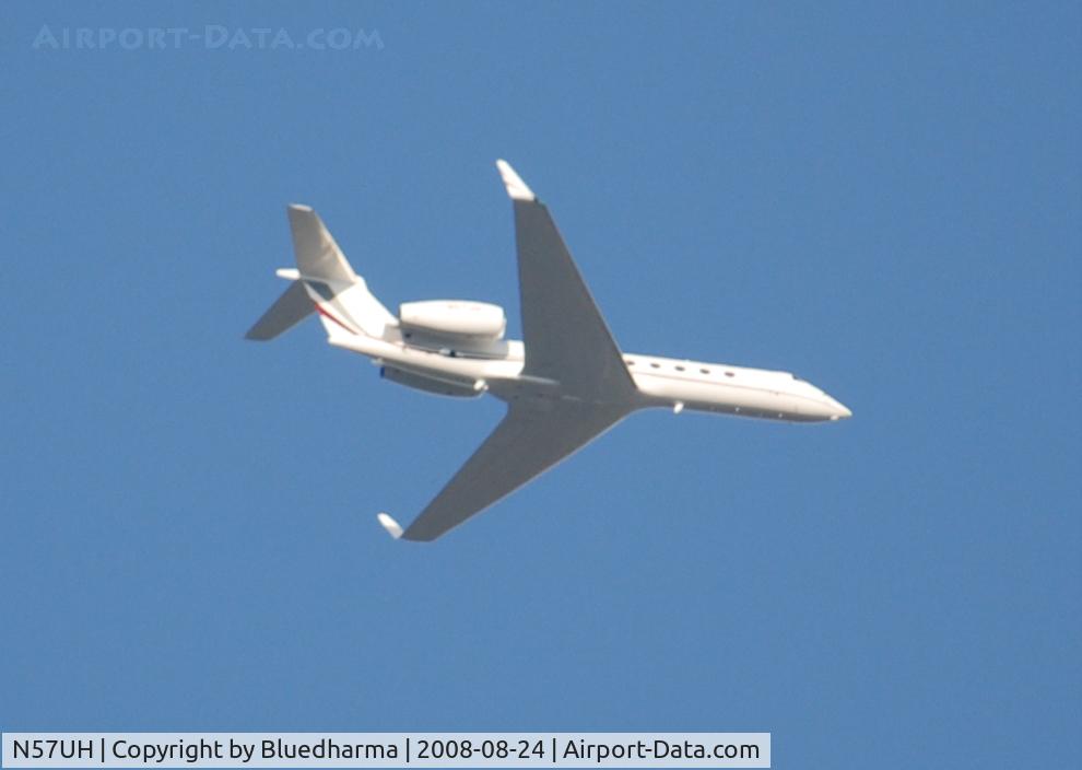 N57UH, 2007 Gulfstream Aerospace GV-SP (G550) C/N 5163, Circle around Columbine High School Littleton Colorado 3 times before heading East to APA.