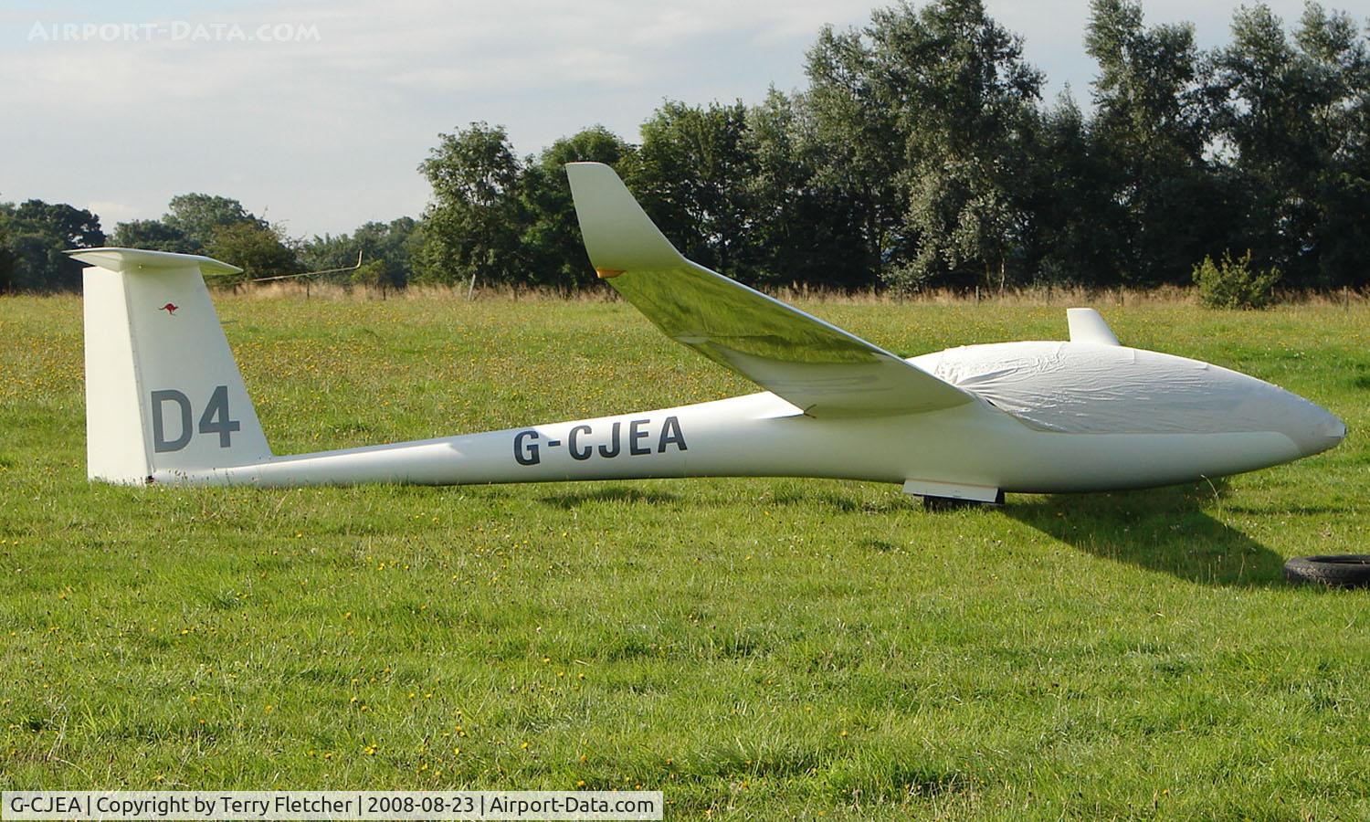 G-CJEA, 1998 Rolladen-Schneider LS-8-18 C/N 8159, Competitor in the Midland Regional Gliding Championship at Husband's Bosworth