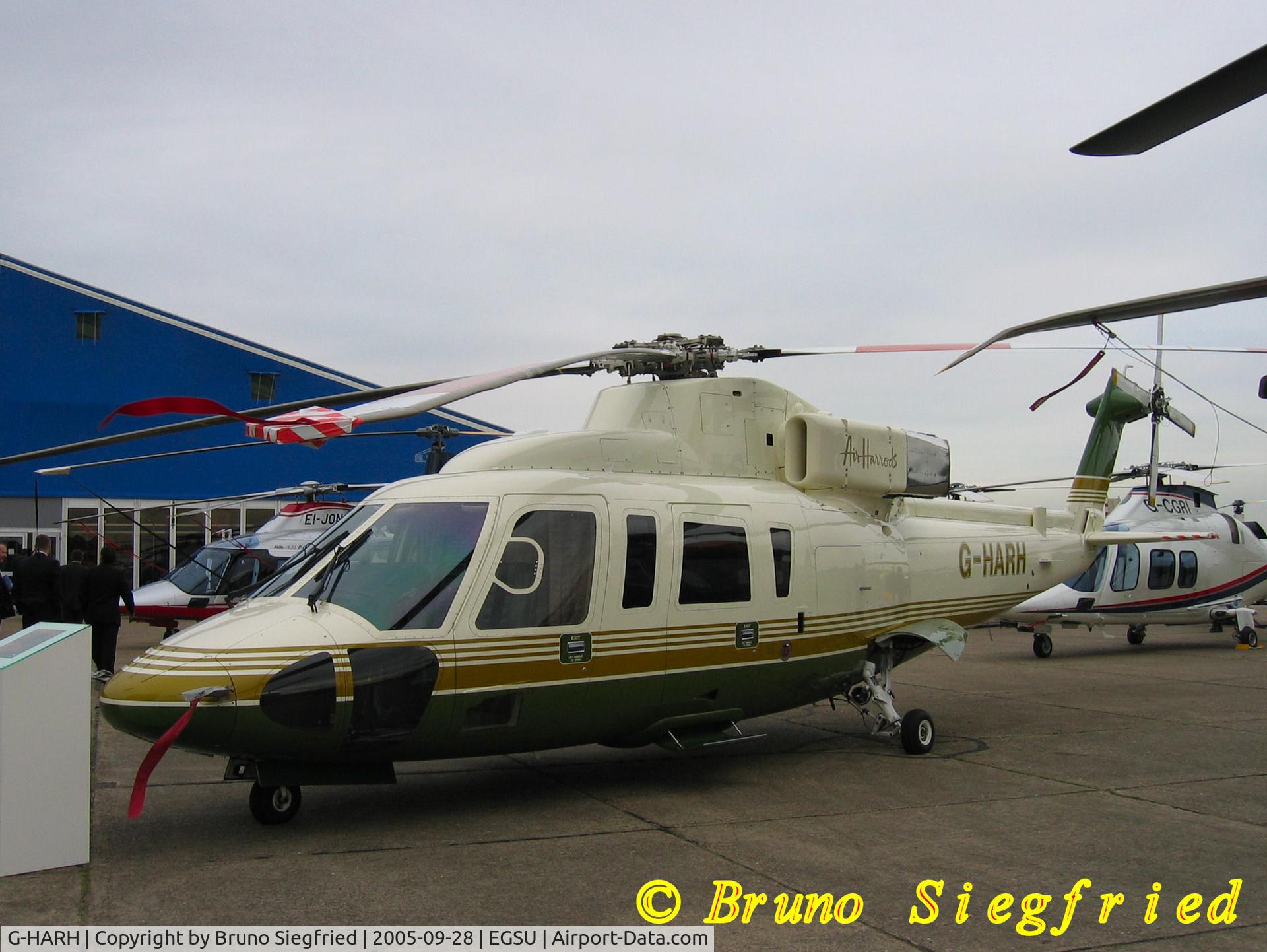 G-HARH, 1991 Sikorsky S-76B C/N 760391, Duxford Helitech